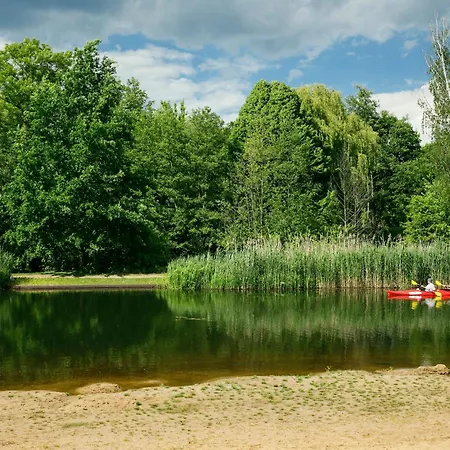 مكان تخييم Knaus Campingpark Luebben *